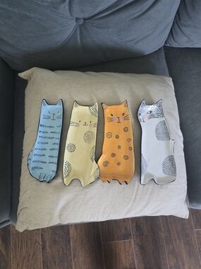 Bico | Cartoon Cat Handcrafted Stoneware Ceramic Appetizer Plates (4)